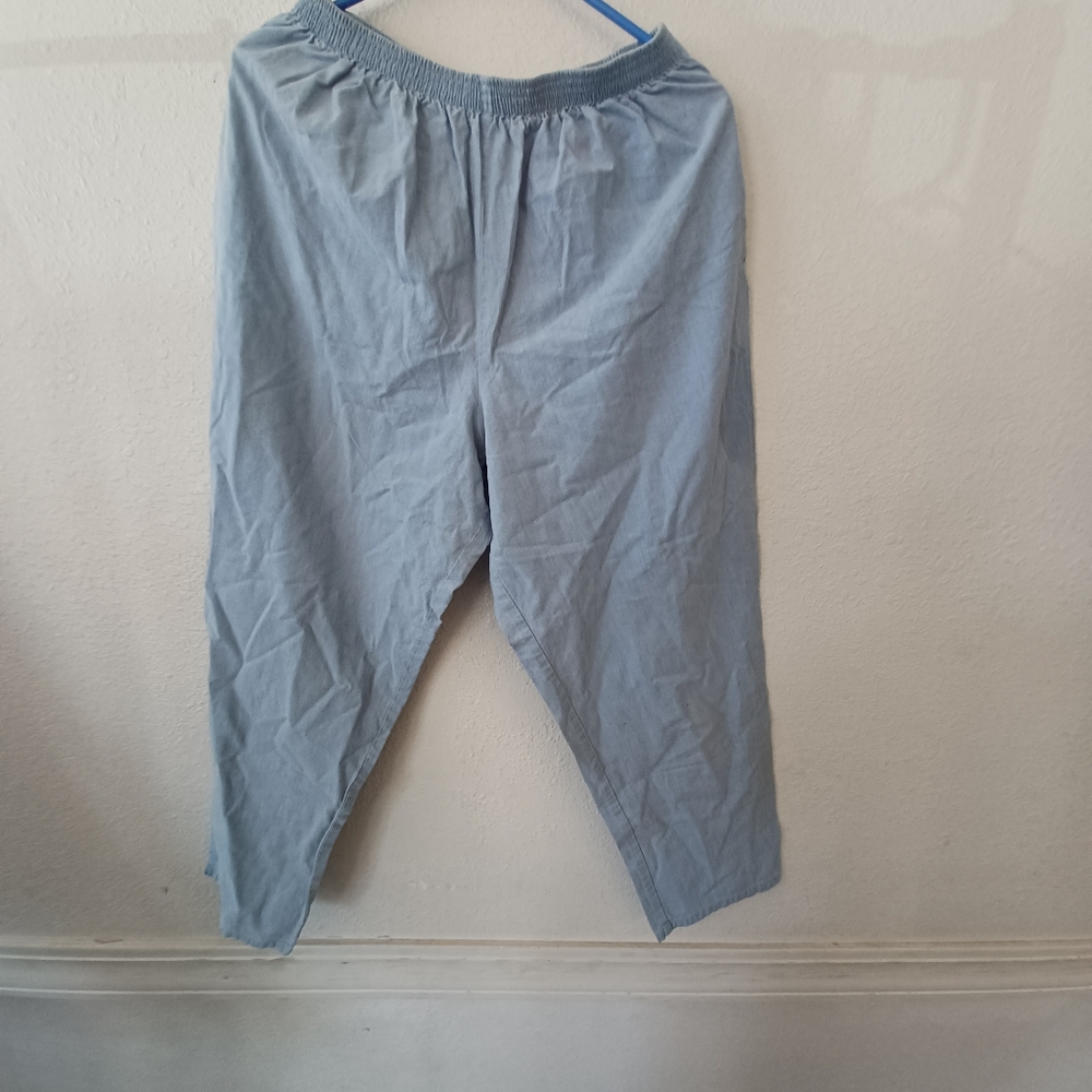 100% cotton vintage mom jeans lightweight like wash made in America pull on jean